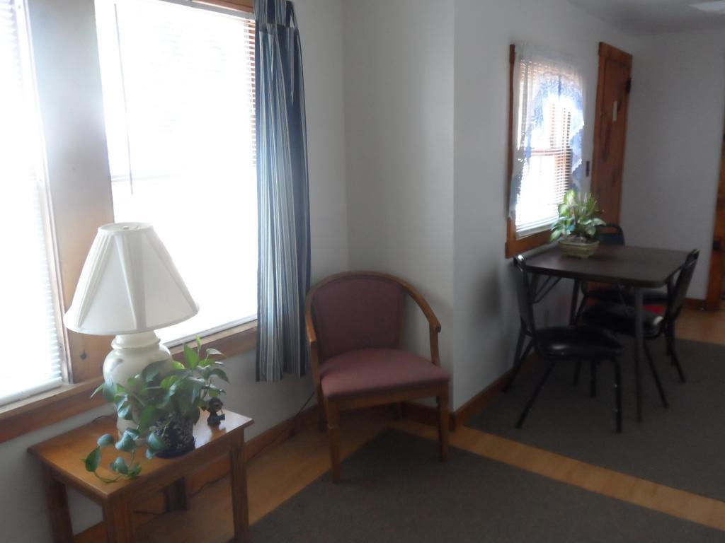 White Oak Motel & Cottages Holderness Bilik gambar