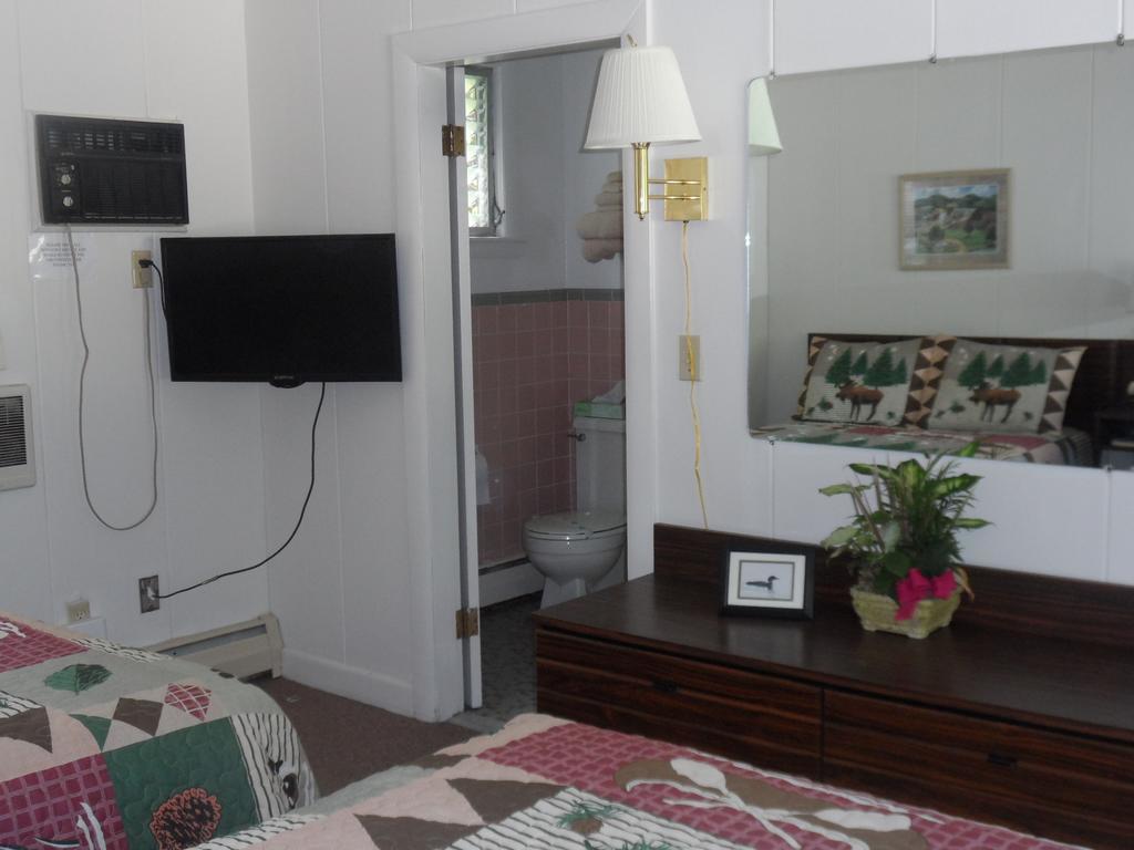 White Oak Motel & Cottages Holderness Bilik gambar