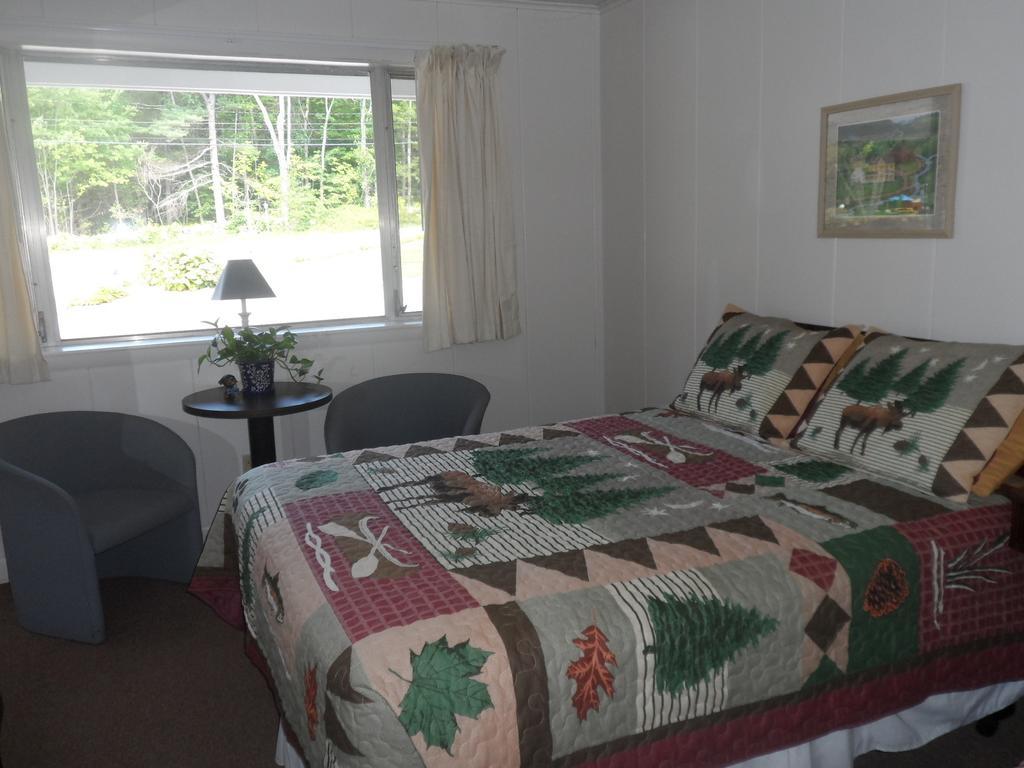 White Oak Motel & Cottages Holderness Bilik gambar