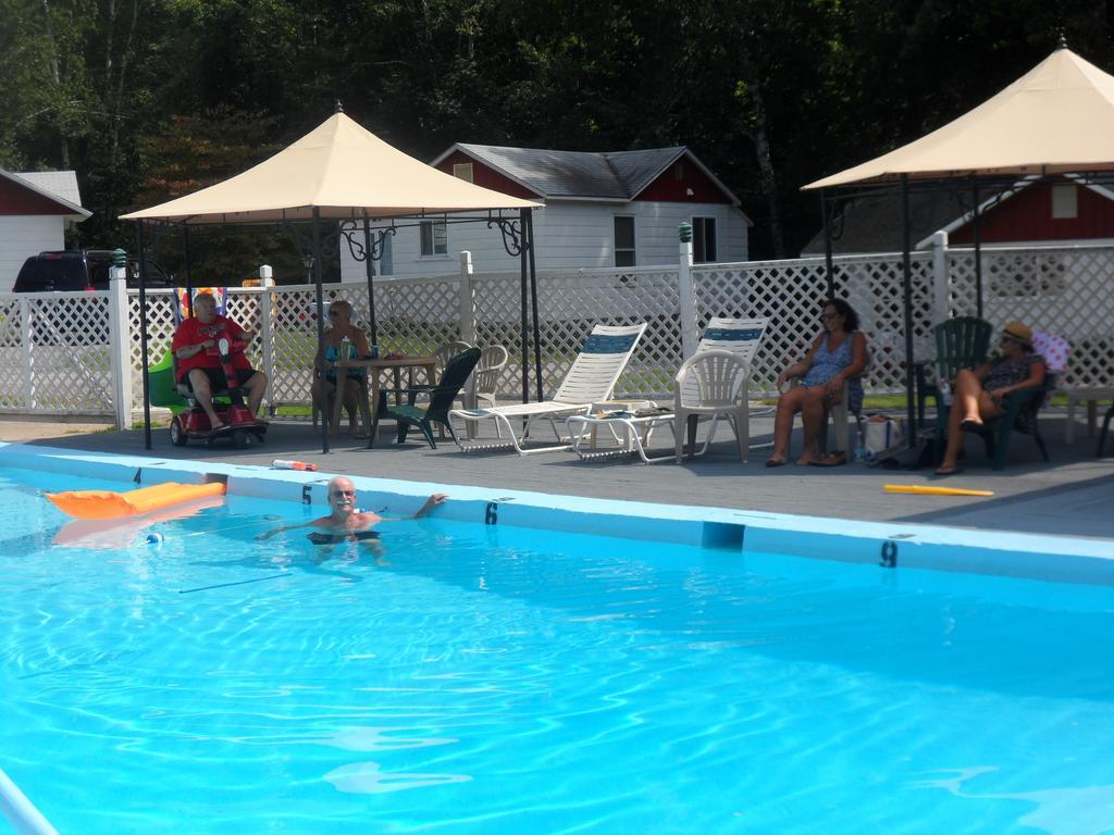 White Oak Motel & Cottages Holderness Luaran gambar